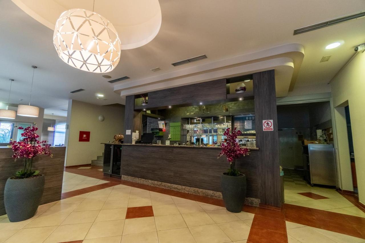 Hotel & Restaurant Babic Vranovaca Buitenkant foto