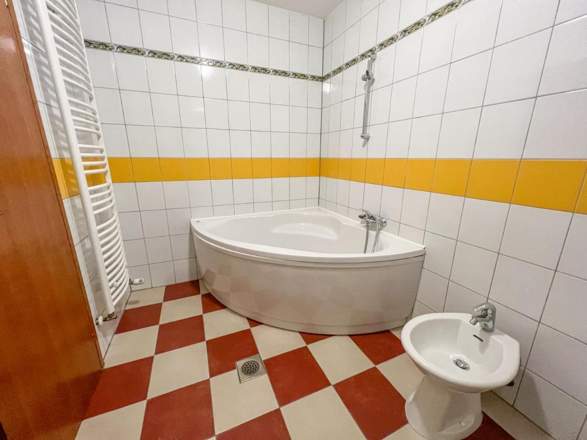 Hotel & Restaurant Babic Vranovaca Buitenkant foto