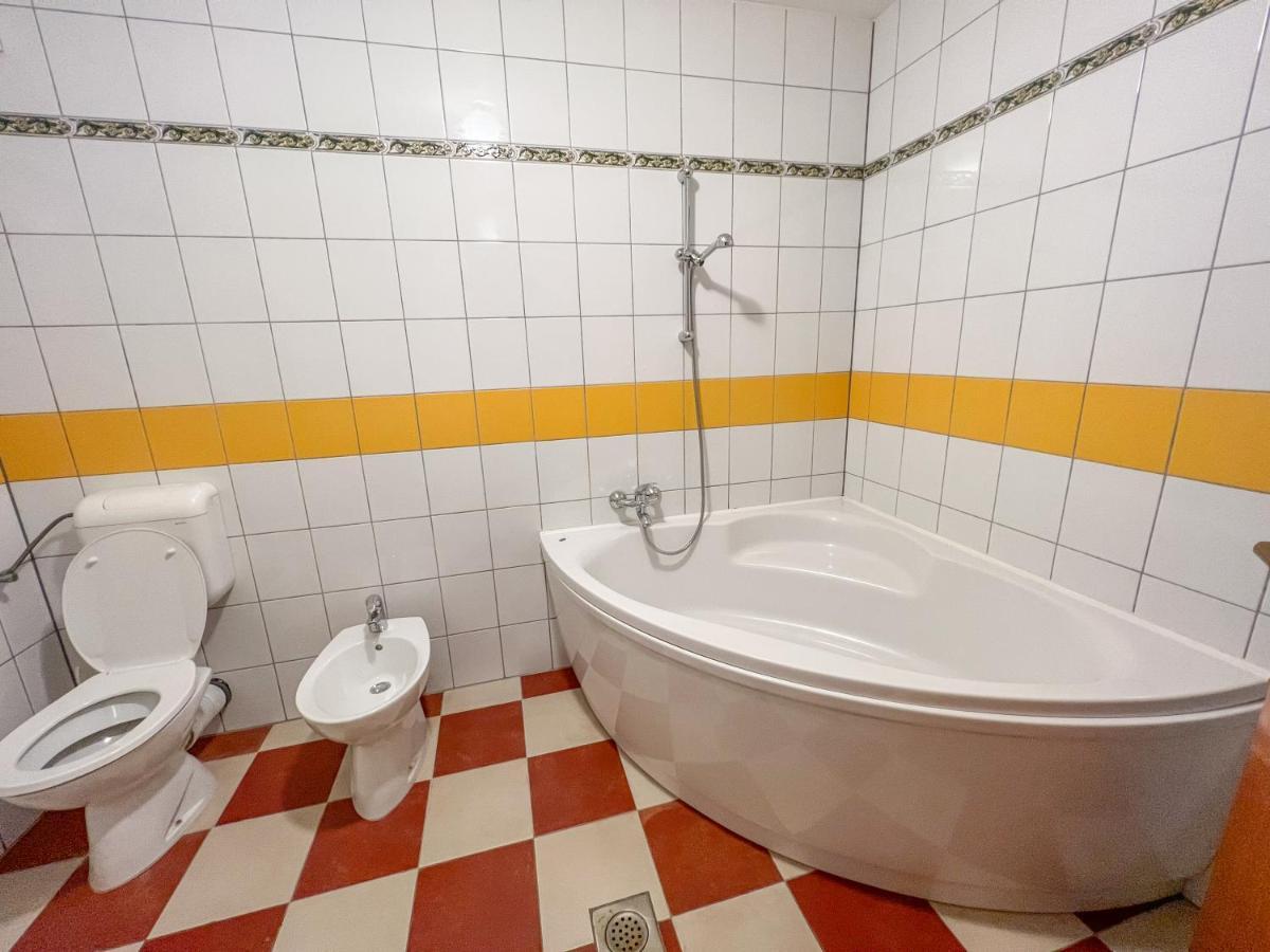 Hotel & Restaurant Babic Vranovaca Buitenkant foto